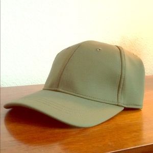 Lululemon Baller Hat